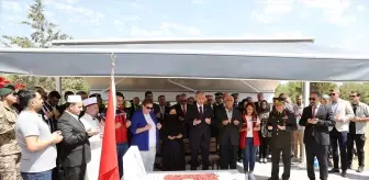 Mardin'de 15 Temmuz Demokrasi ve Milli Birlik Günü dolayısıyla şehit kabirleri ziyaret edildi