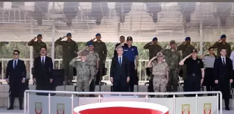 Mardin'de 4. Hudut Alay Komutanlığında Komuta ve Sancak Devir Teslim Töreni yapıldı