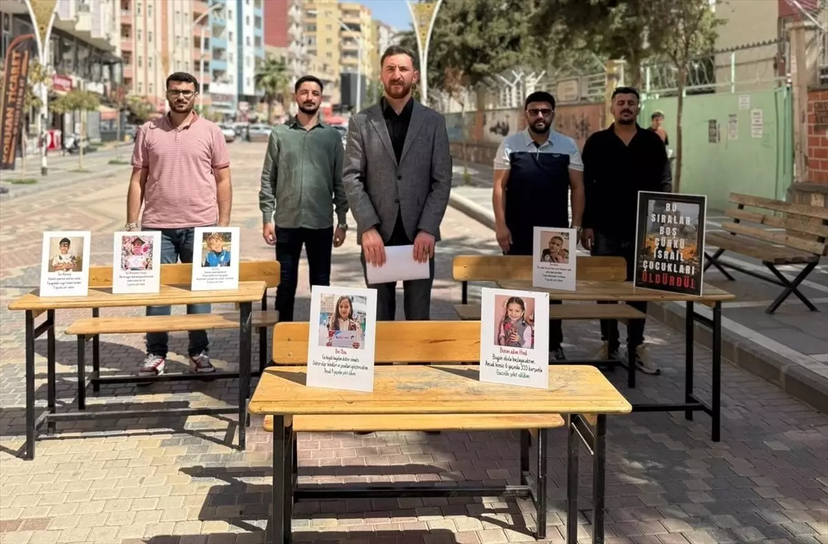 Kızıltepe'de Gazzeli Çocuklar İçin 'Boş Sıralar' Etkinliği Düzenlendi