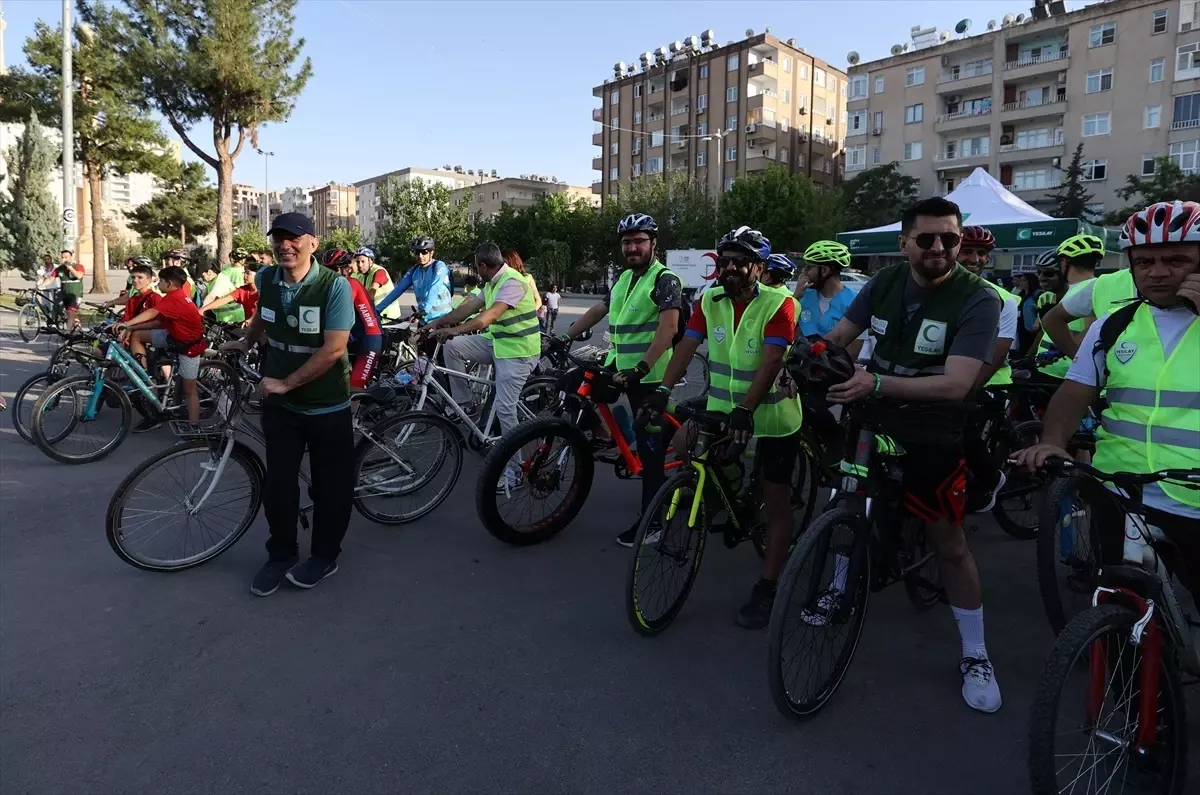 Yeşilay Bisiklet Turu Mardin ve Şırnak'ta Sağlıklı Yaşam İçin Pedal Çevirdi