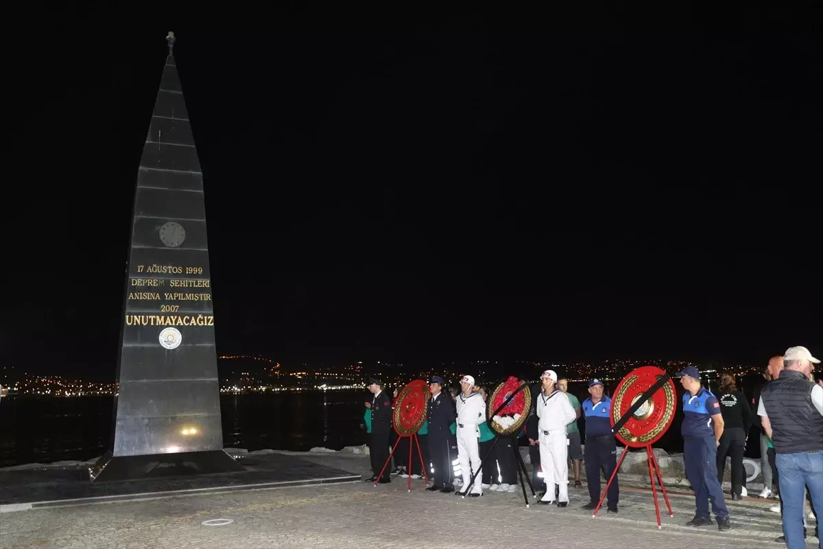 Marmara Depremi 26. Yılında Gölcük'te Anıldı