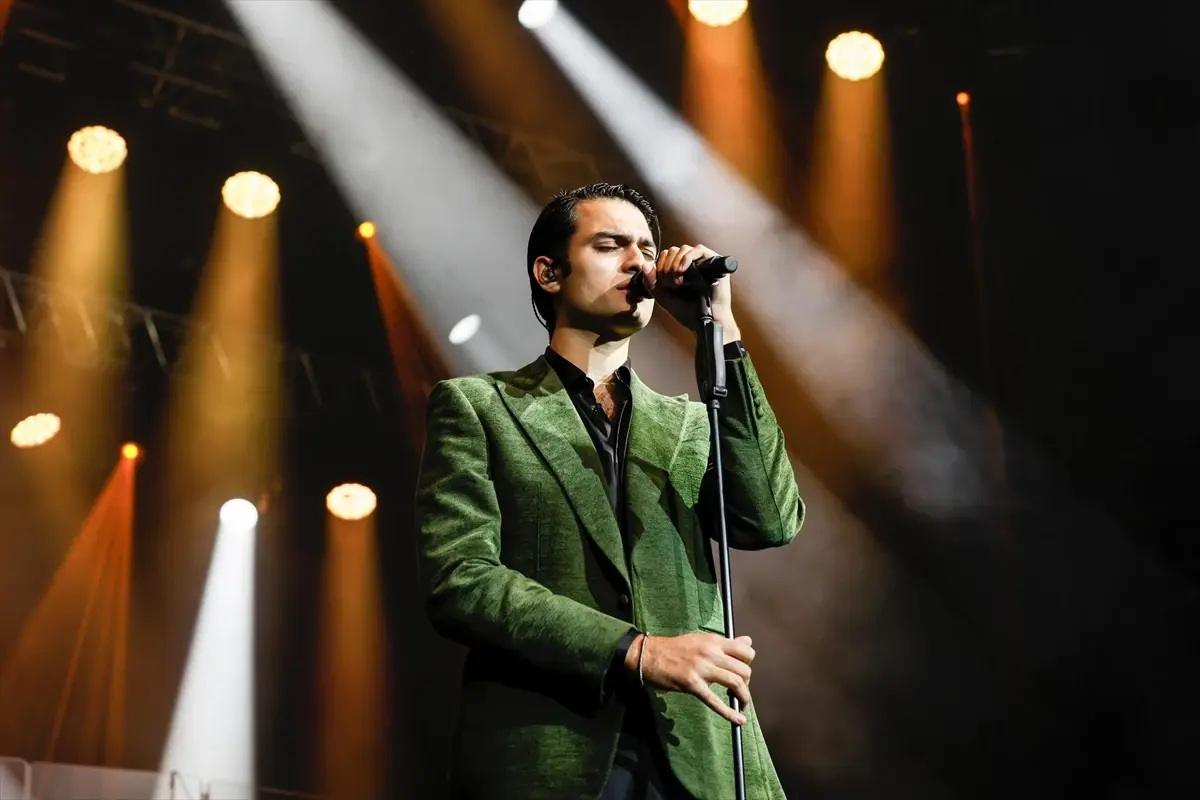 Matteo Bocelli, İstanbul'da Müzikseverlerle Buluştu