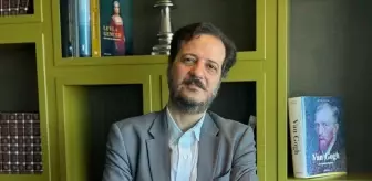 Mehmet Ali Sanlıkol, kendi tasarımı 'Rönesans 17' enstrümanıyla yeni albümüne imza attı