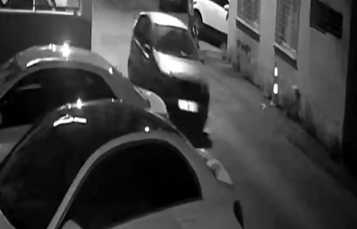 Eğlenceden Sonra Ulaşım Aracı Bulamayan Adam, Park Halindeki Otomobili Çaldı