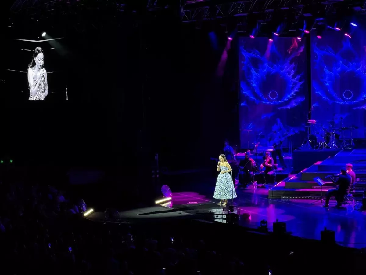 Melike Şahin, BKM Konserinde Müzikseverlerle Buluştu