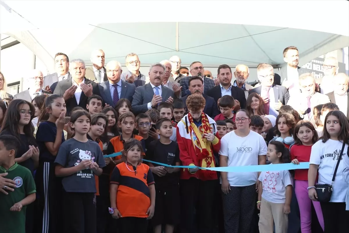 Melikgazi'de 'Akıl Küpü Kütüphanesi' Açıldı