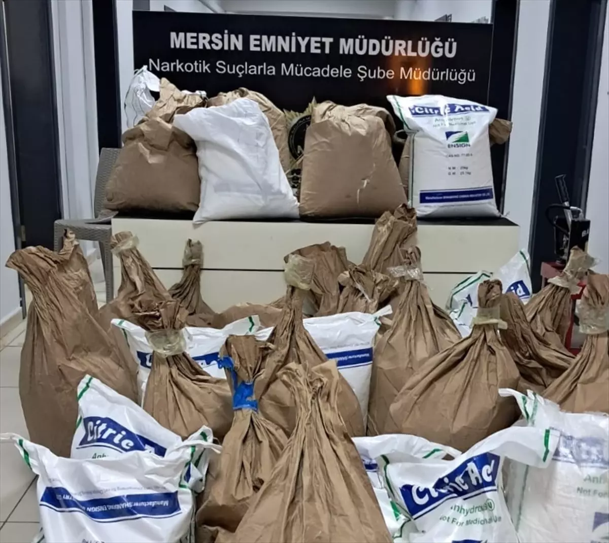 Mersin'de 812 Kilogram Sentetik Ecza Maddesi Ele Geçirildi
