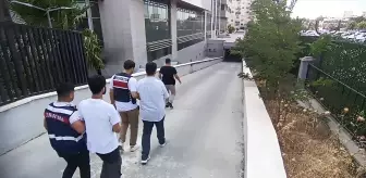 Mersin'de DEAŞ'a Finans Sağlayan İki Zanlı Gözaltına Alındı