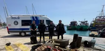 Silifke'de Dalgıç Polisler Deniz Temizliği Yaptı