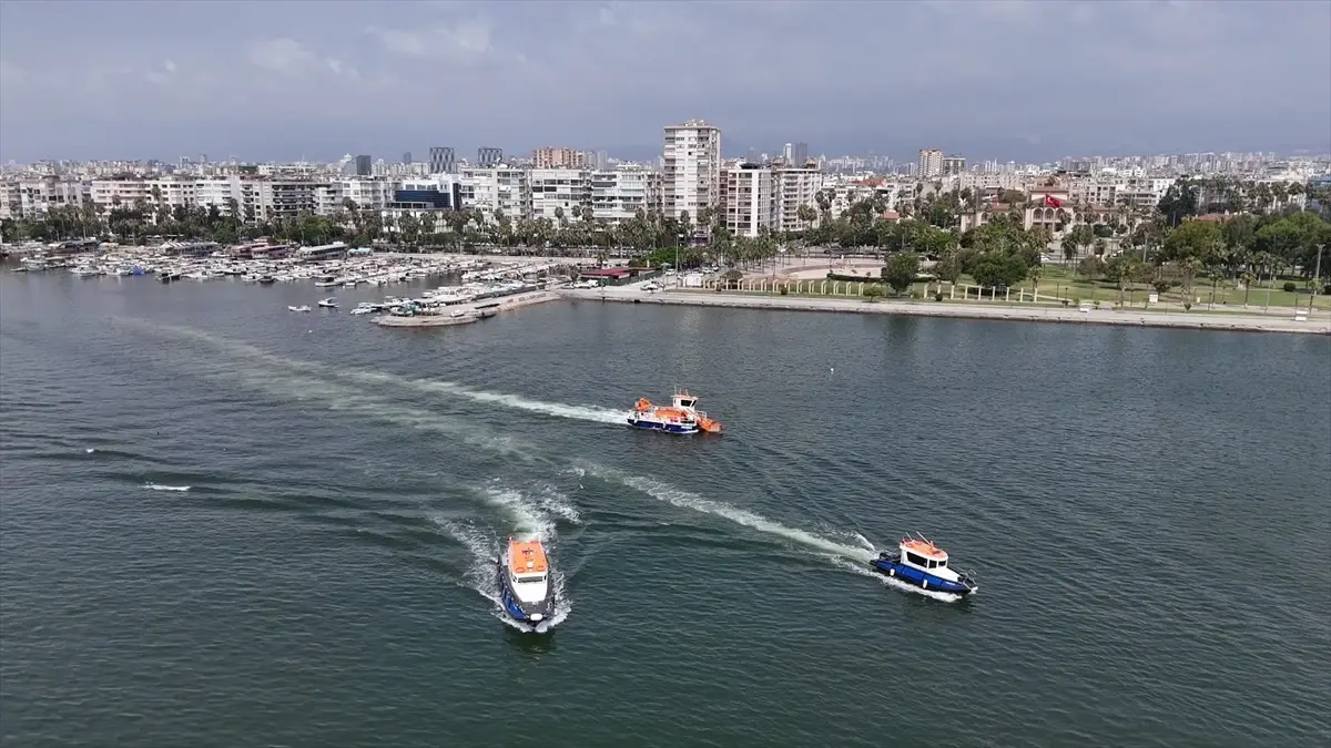 Mersin'de Denizi Kirleten 91 Gemiye Toplam 300 Milyon Lira Ceza