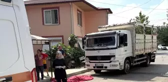 Mersin'de Geri Manevra Yapan Kamyon Yayaya Çarptı: Bir Kişi Hayatını Kaybetti