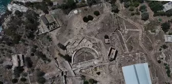 Kelenderis Antik Kenti'nde Roma Dönemine Ait Giriş Kapısı ve Merdiven Bulundu