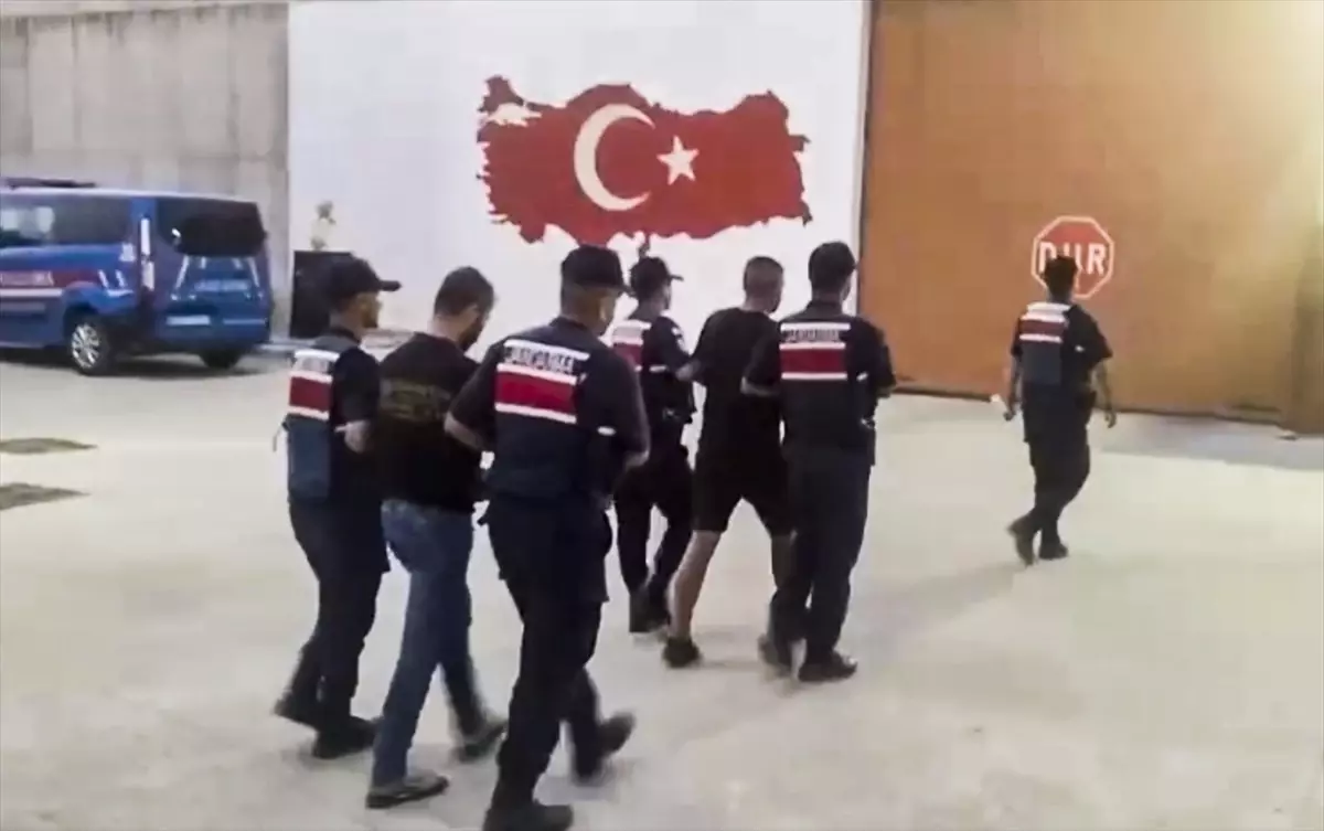 Mersin'de Orman Yangınına Sebep Olan İki Şüpheli Tutuklandı