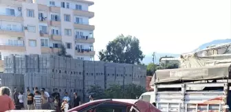 Mersin'de Pikap Kamyona Çarptı: 3 Yaralı