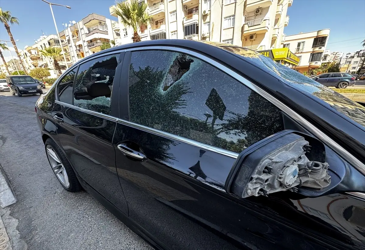 Mersin'de Otomobil Saldırısında 5 Gözaltı