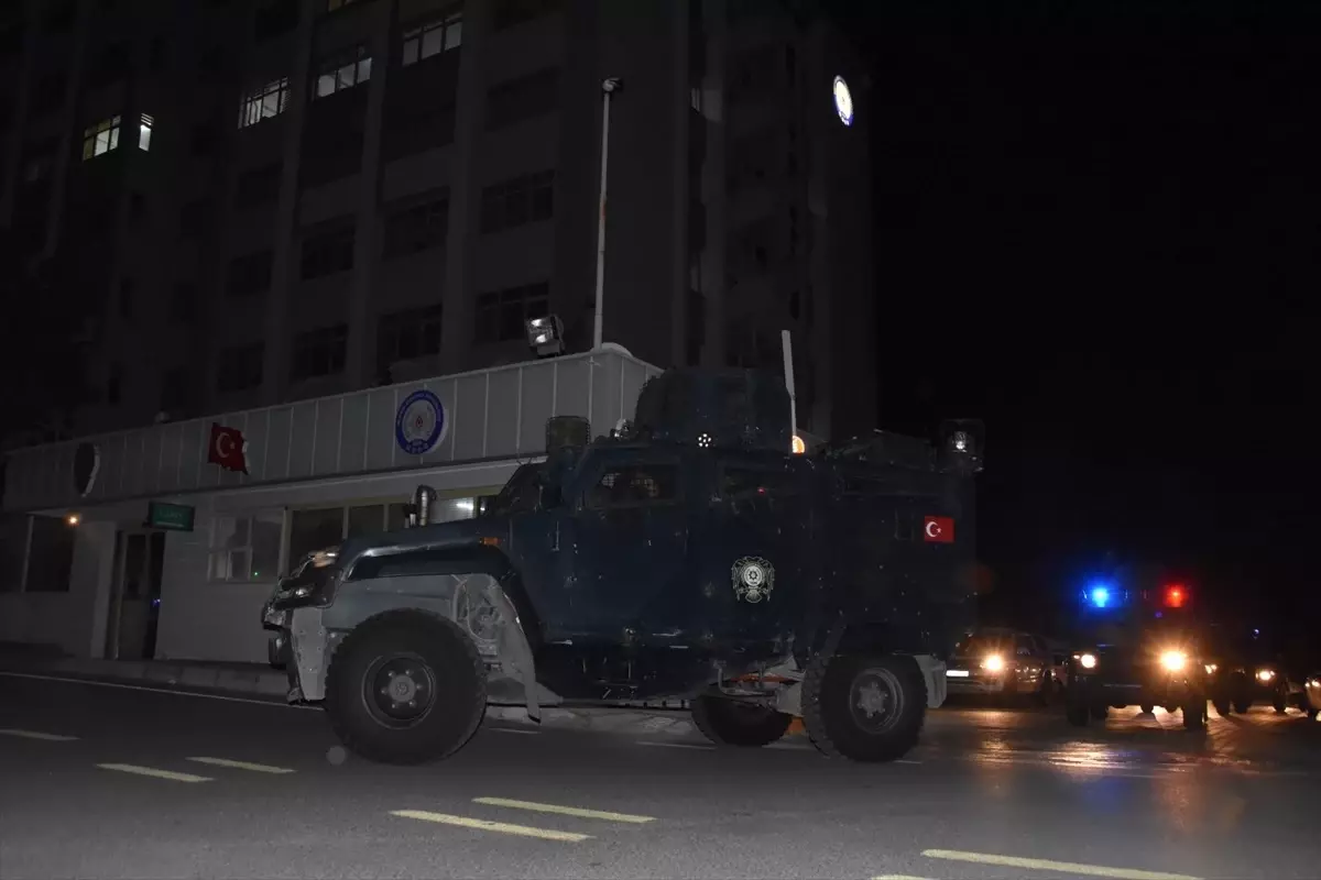 Mersin'de DEAŞ'a Yönelik Operasyon: 8 Şüpheli Gözaltına Alındı