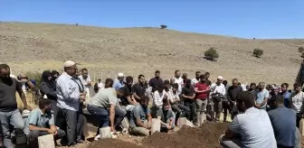 Tarsus'taki Trafik Kazasında Aynı Aileden 5 Kişi Hayatını Kaybetti