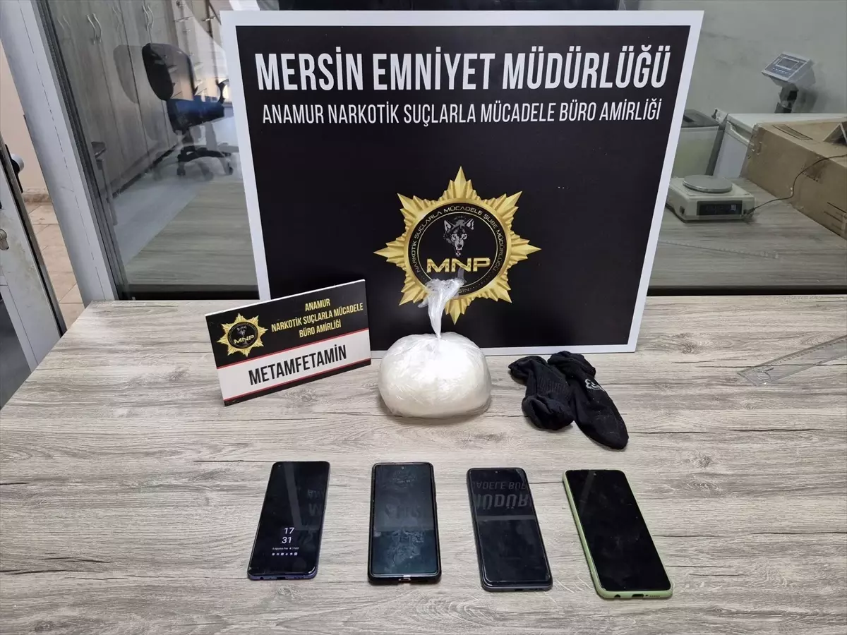 Mersin'de Uyuşturucu Operasyonu: 3 Zanlı Tutuklandı
