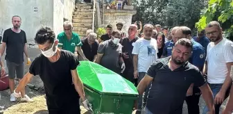 Mersin'de Müstakil Evde Yangın: Bir Kadın Hayatını Kaybetti