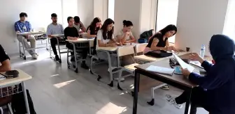 Mersin'de Ücretsiz Üniversiteye Hazırlık Kursları Başladı