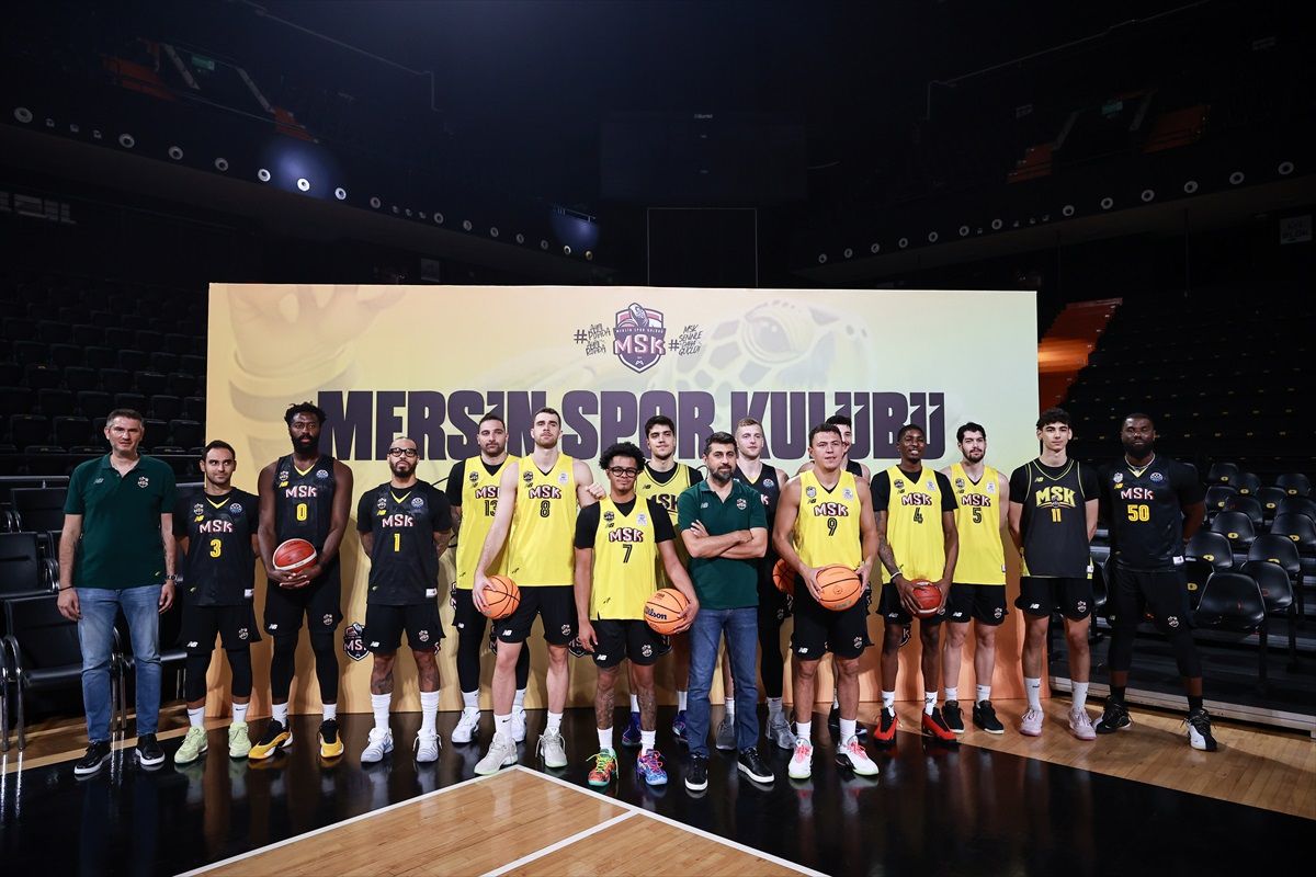 Mersin Spor Kulübü Yeni Sezon Kadrosunu Tanıttı