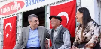 Mersin Valisi, Yarım Asırlık Bakkala Plaket Verdi