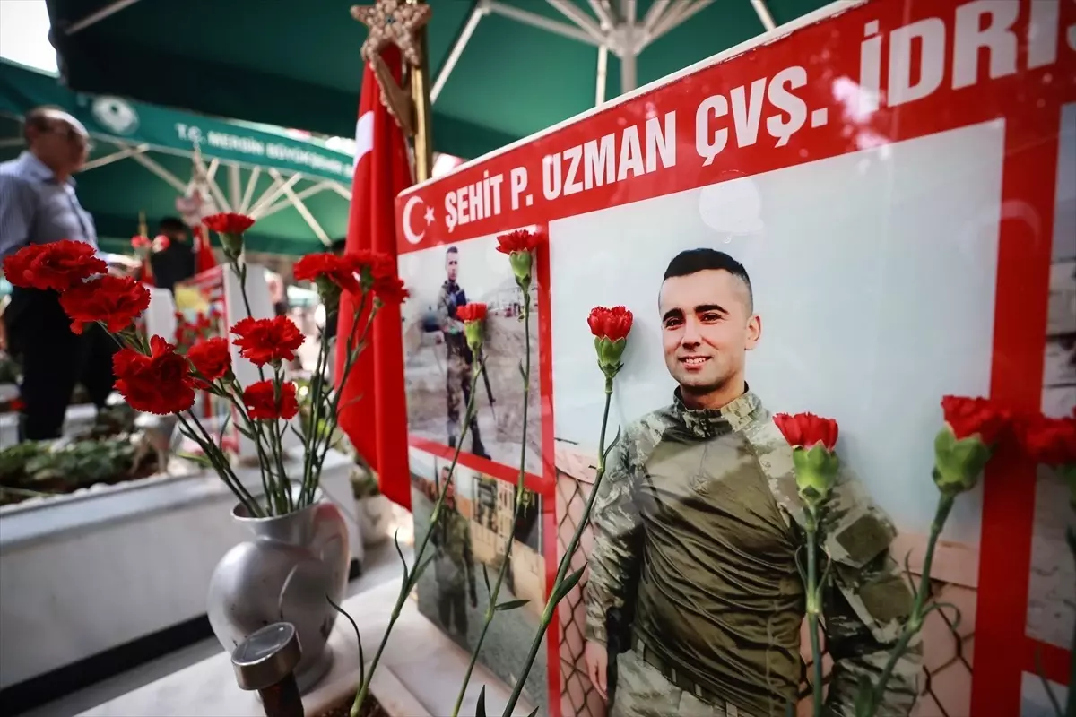 Mersin ve Osmaniye'de 15 Temmuz şehitleri mezarları başında anıldı