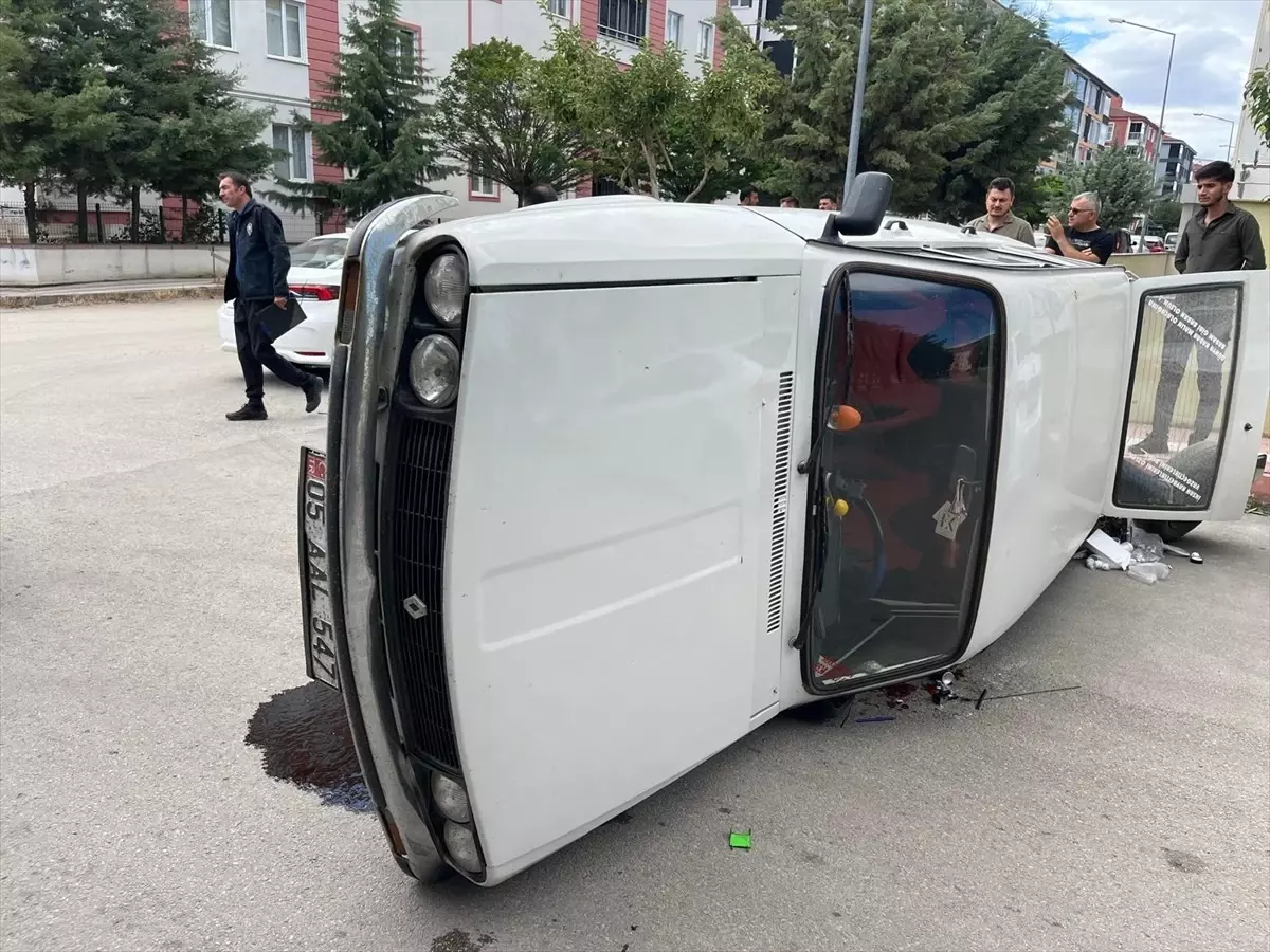 Merzifon'da Otomobil Kazası: 1 Yaralı