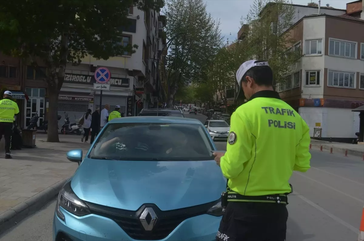 Merzifon'da Trafik Denetimlerinde 294 Araç Men Edildi