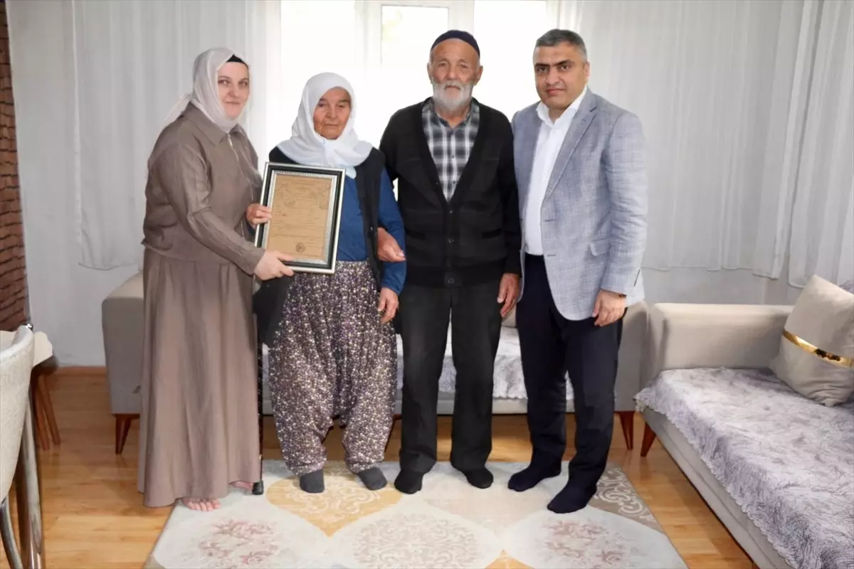 Kaymakam Karaaslan, 60 ve 66 Yıllık Evlilikleri Kutladı
