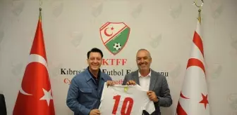 Mesut Özil'den FIFA ve UEFA'ya KKTC çağrısı Açıklaması