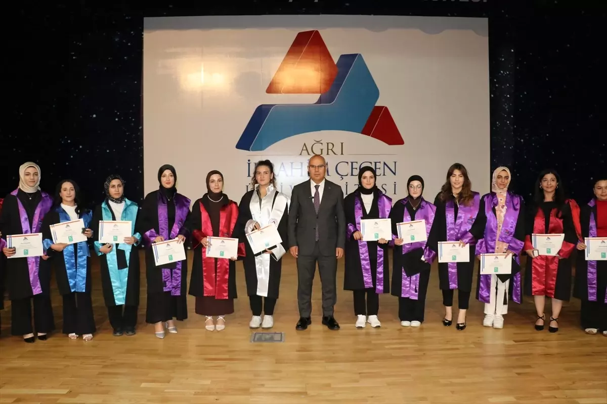Ağrı İbrahim Çeçen Üniversitesi Mezuniyet Töreni ve Ödül Töreni Düzenlendi