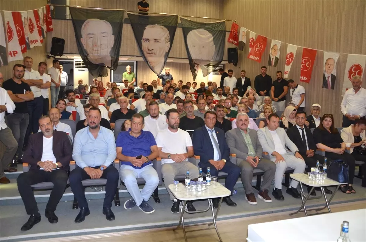 MHP Karamürsel İlçe Başkanlığı İstişare ve Değerlendirme Toplantısı Yapıldı