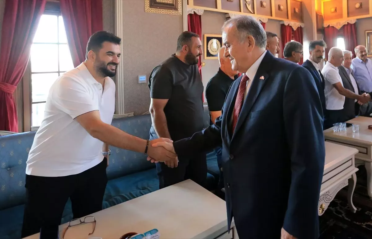 MHP'li Akçay: Birlik ve Beraberliğimiz En Büyük Gücümüz