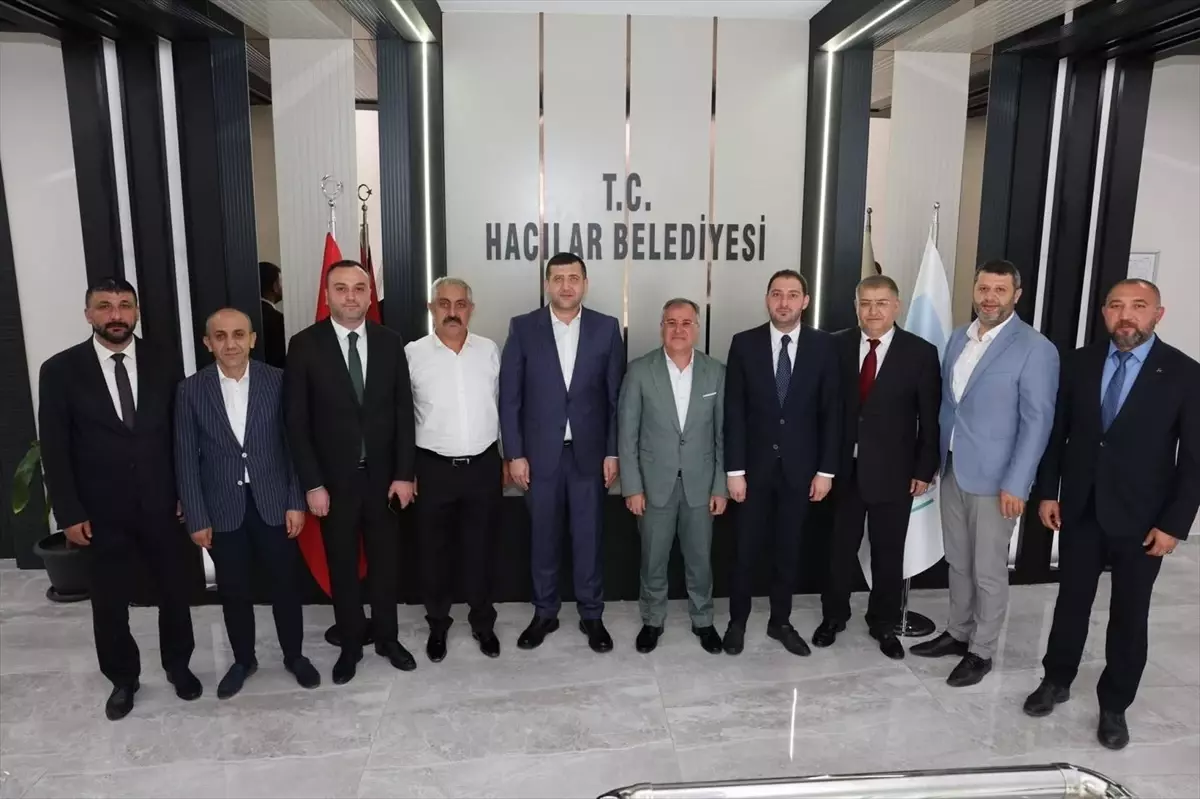 MHP Milletvekili Ersoy, Kayseri'de Belediyeleri Ziyaret Etti