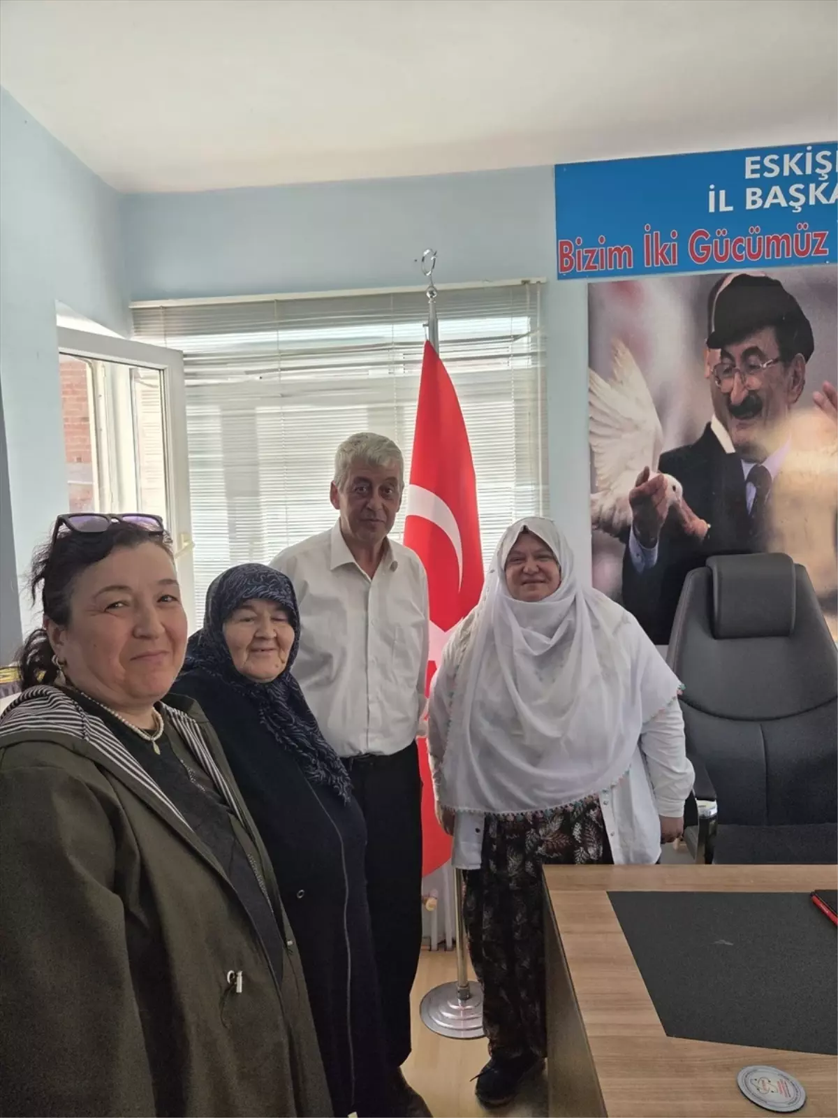 Mihalgazi Belediye Başkanı Güneş, DSP İl Başkanı Dilek'i Ziyaret Etti