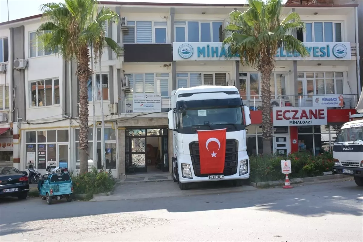 Mihalgazi Belediyesi Araç Filosuna Yeni Tır Ekledi