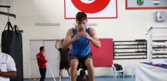 Milli Boksör Mustafa Ömer Şahin, Avrupa Şampiyonası Hedefiyle Hazırlanıyor