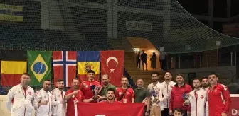 Milli Boksörlerden Çekya'da Başarı: 1 Altın ve 2 Bronz Madalya