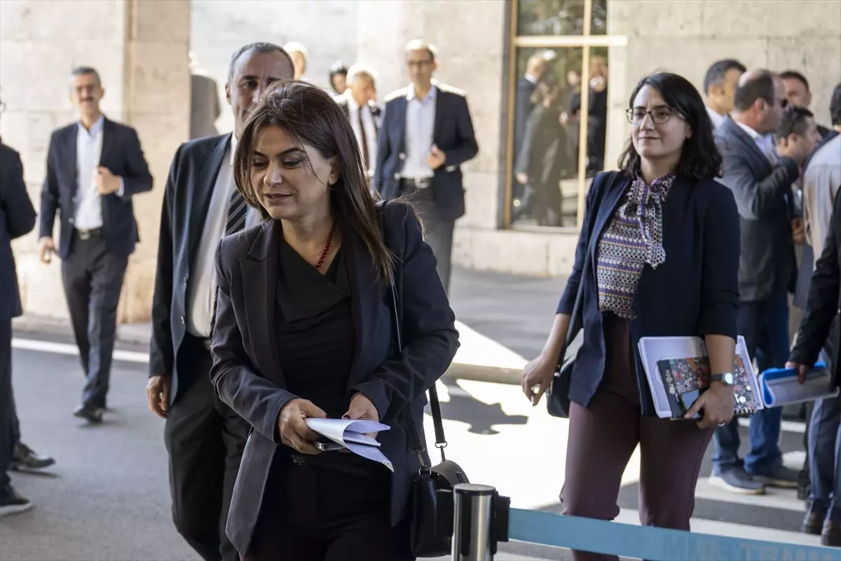 Milli Dayanışma, Kardeşlik ve Demokrasi Komisyonu, TBMM Başkanı Kurtulmuş'un başkanlığında toplandı Açıklaması