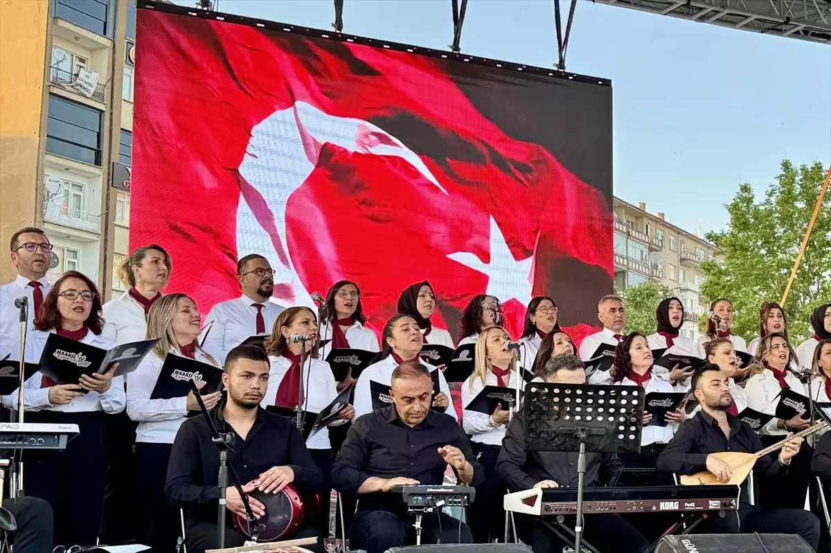 Kırşehir'de Maarif Korosu Konseri Düzenlendi