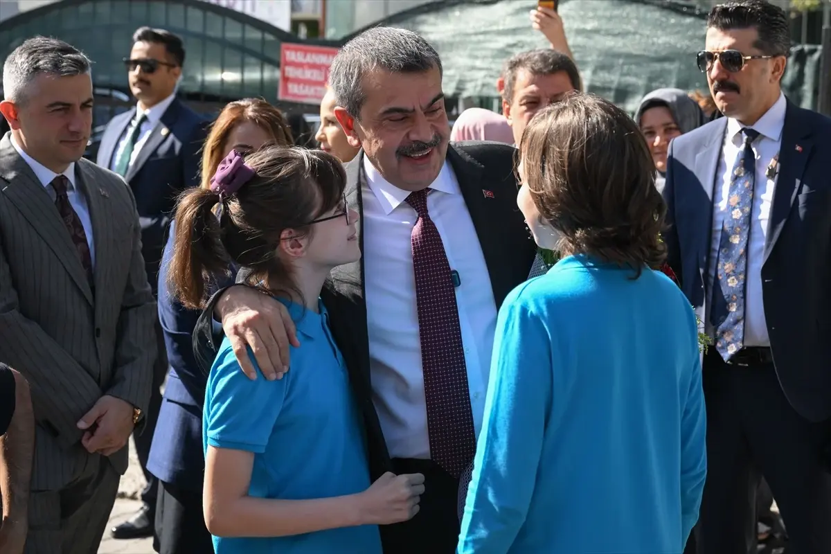 Milli Eğitim Bakanı Tekin, 'dönem sonu faaliyet haftası' etkinliğine katıldı Açıklaması