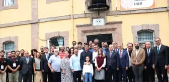 Milli Eğitim Bakanı Tekin, 'Ailem' Dizisinin Setini Ziyaret Etti