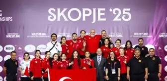 Milli Kadın Güreşçiler Avrupa Şampiyonası'nda Üst Üste 3. Kez Zirvede