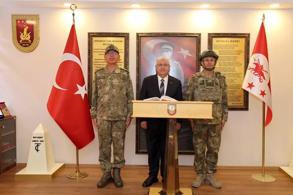 Milli Savunma Bakanı Güler, Şırnak'ta 23. Piyade Tümeni'ni Ziyaret Etti