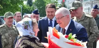 Milli Savunma Bakanı Yaşar Güler, Kütahya Valiliğini Ziyaret Etti