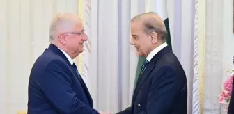 Bakan Güler, Pakistan Başbakanı ile Görüştü