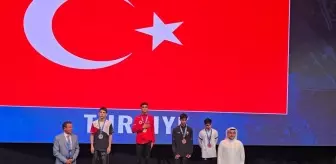 Mert Güney, Dünya Muaythai Şampiyonası'nda Altın Madalya Kazandı