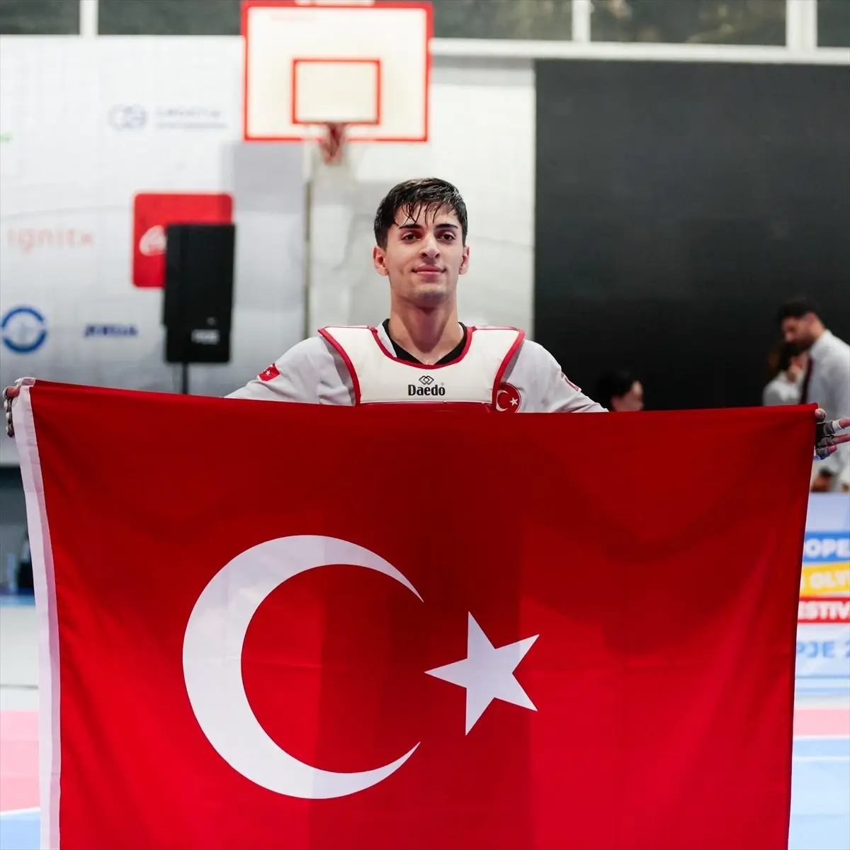 Buğra Coşgungönül, Avrupa Gençlik Olimpik Yaz Festivali'nde Altın Madalya Kazandı