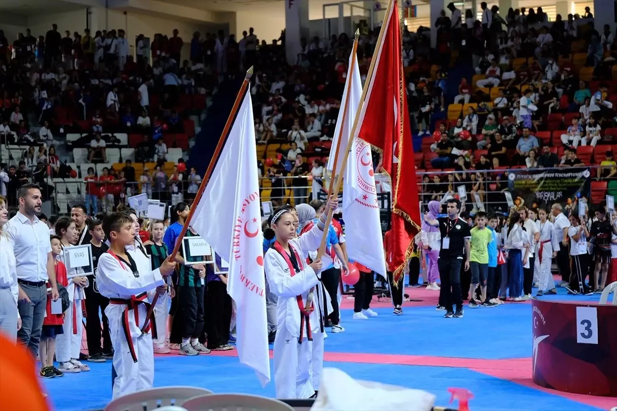 Minikler Türkiye Tekvando Şampiyonası Rekor Katılımla Düzenleniyor